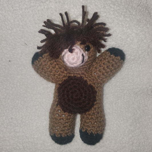 Handmade Highland Cow Plushie – 8" Crochet Farm Friend 🐮